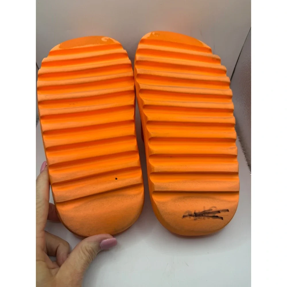 Adidas Yeezy Slide Enflame Orange GZ0953 Mens 5 Womens 6 Comfort Foam Sandals